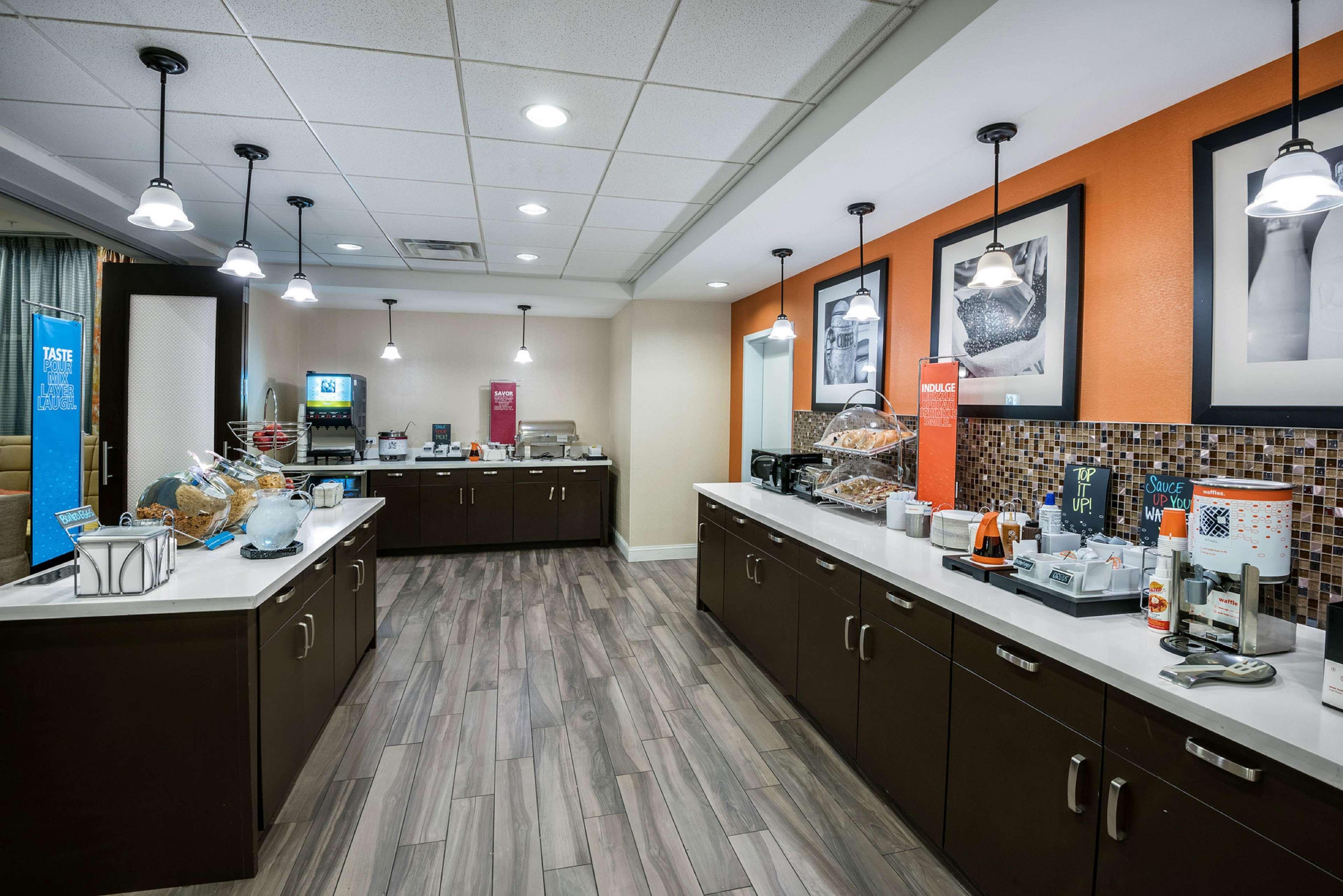 Hampton Inn & Suites San Antonio Brooks City Base, Tx Ngoại thất bức ảnh